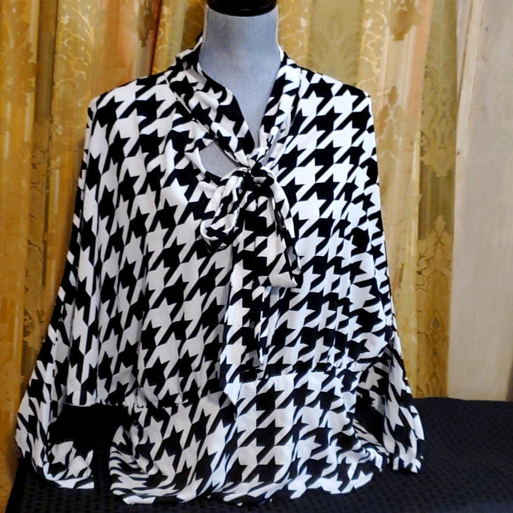 New York and Company blouse